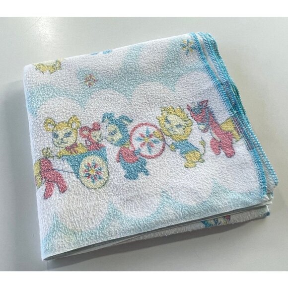 Vintage 60s baby blanket, nostalgia childhood flannel security blankie - Picture 9 of 9